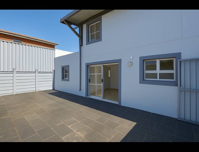 2 BEDROOM APARTMENT FOR SALE IN WYNBERG